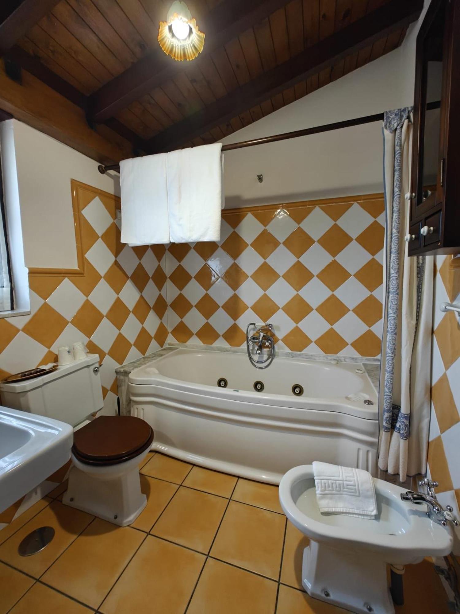 Hotel Restaurante Cabo Vidio Oviñana 外观 照片